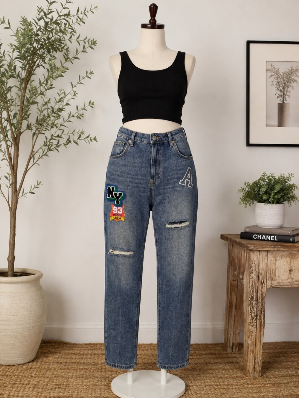 No Boundaries Juniors Plus Size 21 Jeans Y2K Patch Distressed High Rise Mom